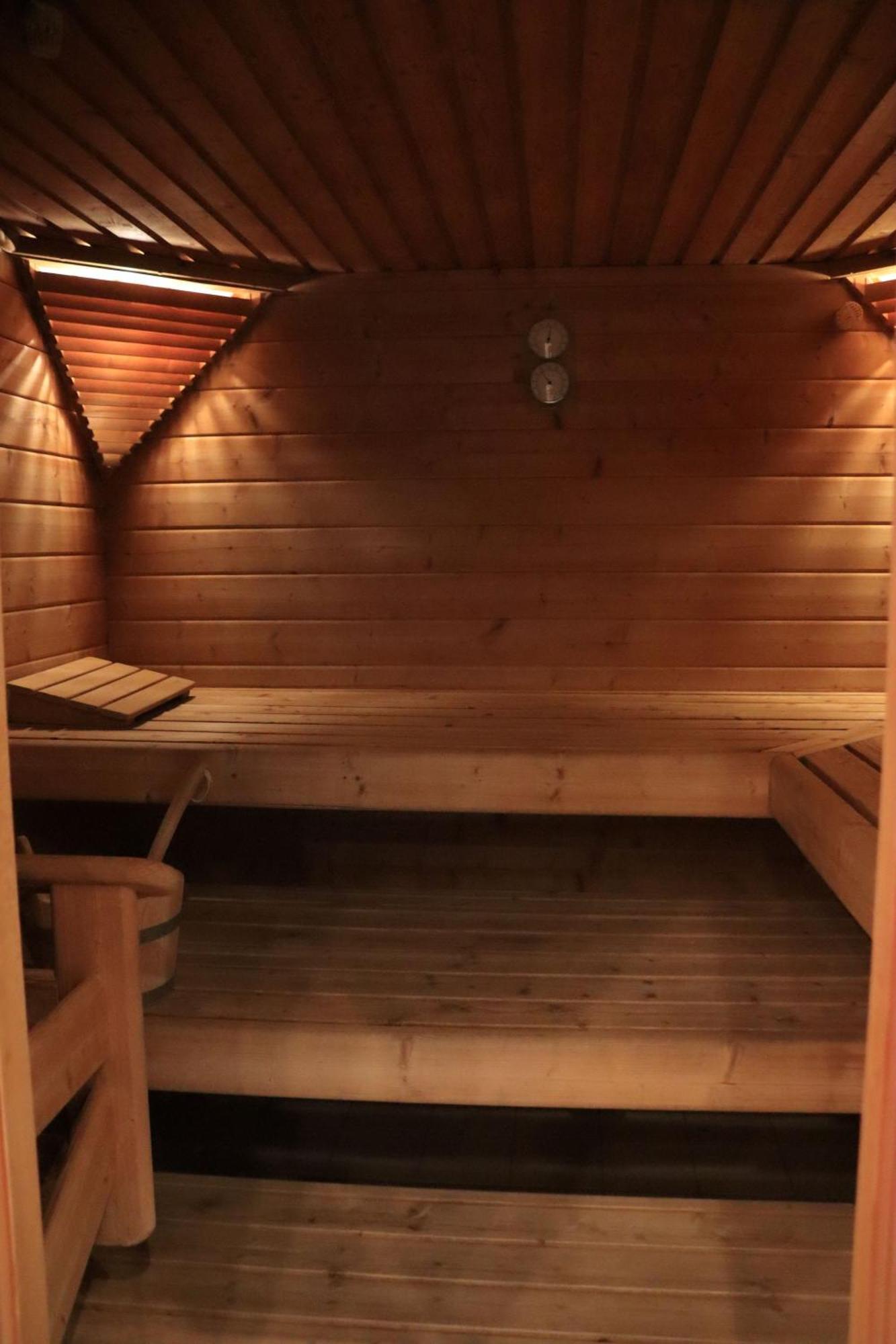 Ferienwohnung Mit Seeblick Und Schwimmbadnutzung In Cuxhaven Zewnętrze zdjęcie
